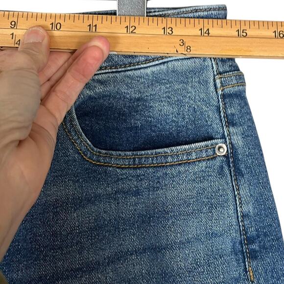 Driftwood Charlee Cuff Wide Leg Crop Jeans Womens 8 Floral Applique Boho Hippy - Picture 7 of 8